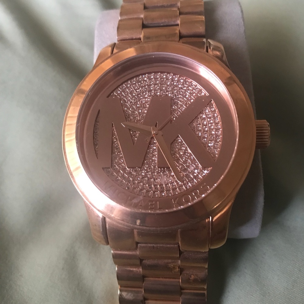 Michael Kors rose gold watch